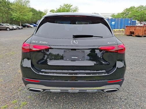 2025 Mercedes-Benz GLC 350e Base