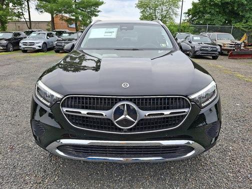 2025 Mercedes-Benz GLC 350e Base