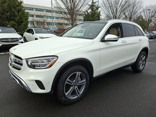 2021 Mercedes-Benz GLC 300 