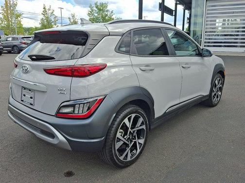 2022 Hyundai KONA Limited