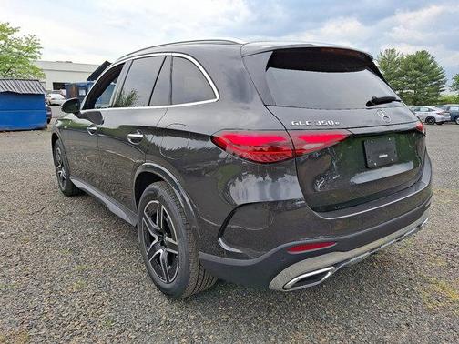 2025 Mercedes-Benz GLC 350e Base