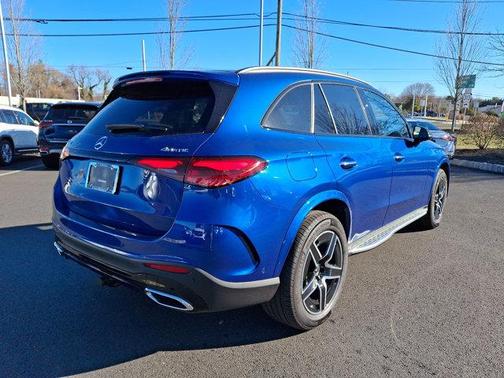 2025 Mercedes-Benz GLC 300 4MATIC