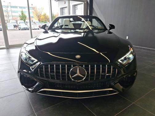 2025 Mercedes-Benz AMG SL 63 