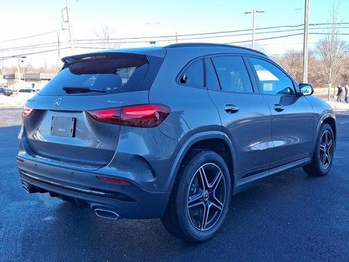 2025 Mercedes-Benz GLA 250 4MATIC