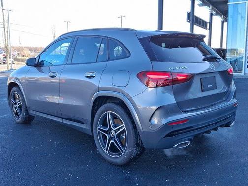 2025 Mercedes-Benz GLA 250 4MATIC
