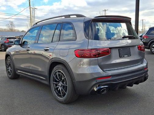 2025 Mercedes-Benz AMG GLB 35 4MATIC
