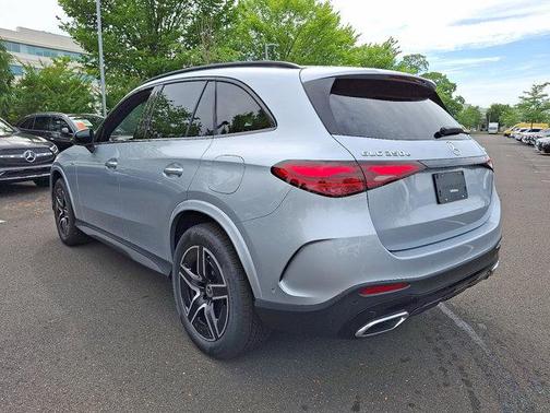 2025 Mercedes-Benz GLC 350e Base