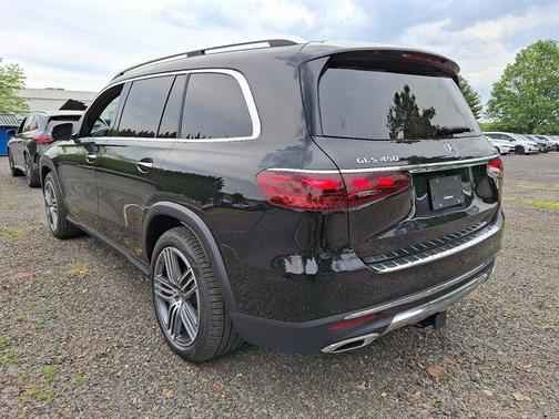 2025 Mercedes-Benz GLS 450 4MATIC
