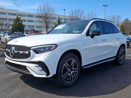 2025 Mercedes-Benz GLC 350e Base
