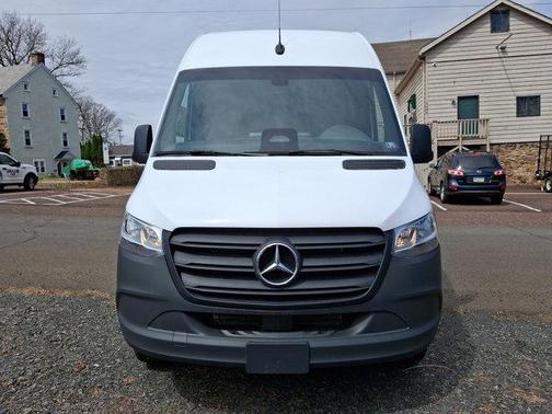 2025 Mercedes-Benz Sprinter 2500 Standard Roof