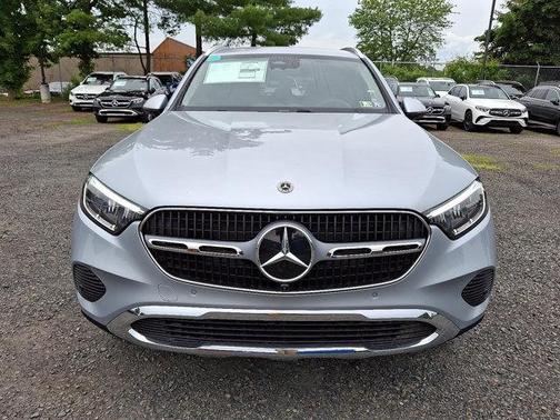 2025 Mercedes-Benz GLC 350e Base