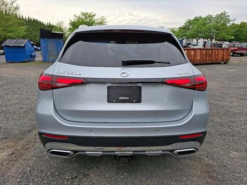 2025 Mercedes-Benz GLC 350e Base