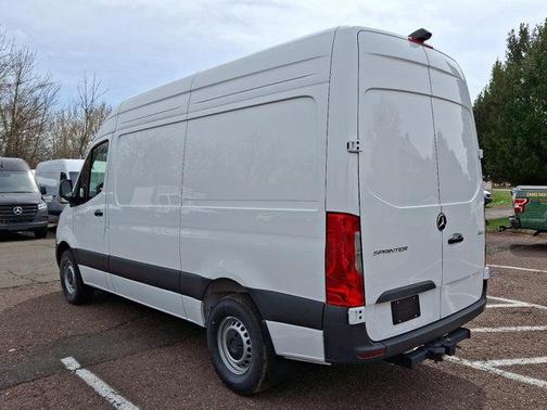 2025 Mercedes-Benz Sprinter 2500 Standard Roof