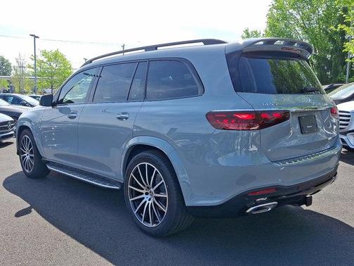 2025 Mercedes-Benz GLS 580 4MATIC