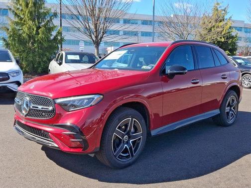 2025 Mercedes-Benz GLC 300 4MATIC