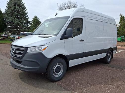 2025 Mercedes-Benz Sprinter 2500 Standard Roof