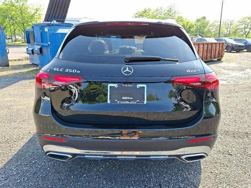 2025 Mercedes-Benz GLC 350e Base