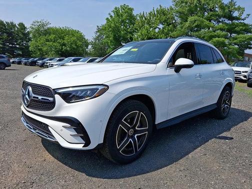 2025 Mercedes-Benz GLC 300 4MATIC