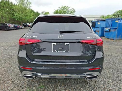 2025 Mercedes-Benz GLC 300 4MATIC