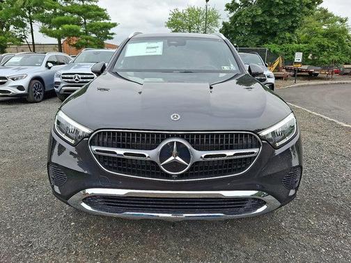 2025 Mercedes-Benz GLC 300 4MATIC