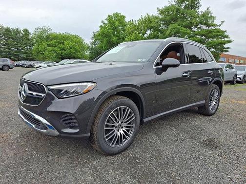 2025 Mercedes-Benz GLC 300 4MATIC