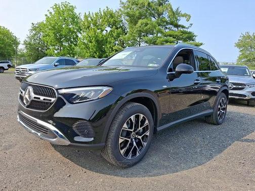 2025 Mercedes-Benz GLC 350e Base