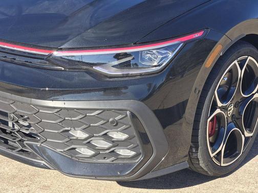 2026 Volkswagen Golf GTI AUTOBAHN