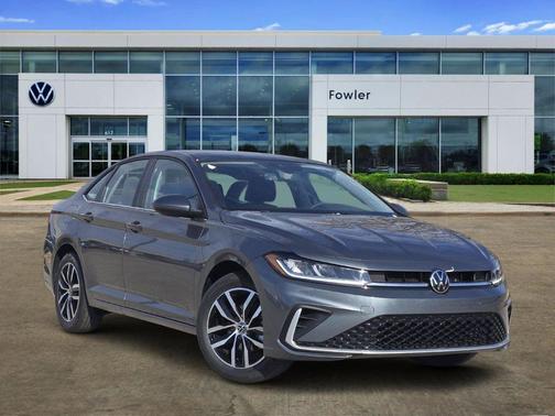 Platinum Gray Metallic 2026 Volkswagen Jetta 1.5T SE