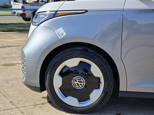2025 Volkswagen ID. Buzz Pro S Plus