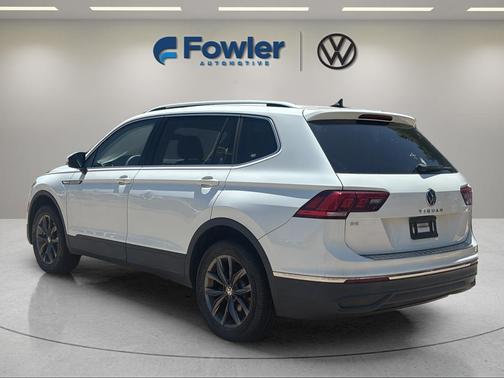 Pure White 2022 Volkswagen Tiguan 2.0T SE