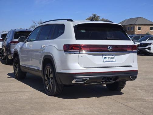 Opal White Pearl 2026 Volkswagen Atlas 2.0T SE W/TECHNOLOGY