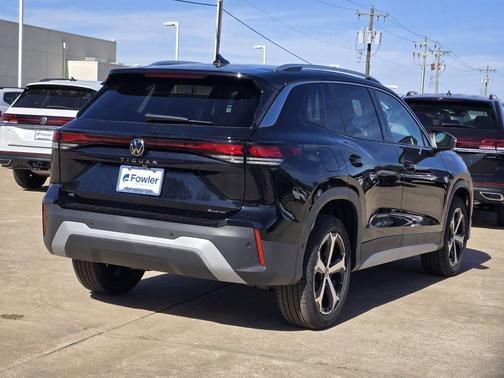 2026 Volkswagen Tiguan 2.0T SE