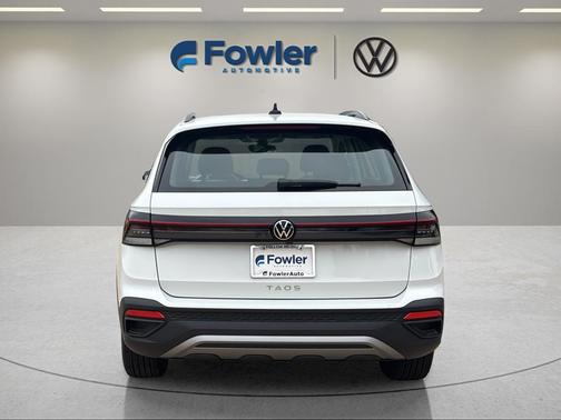 Pure White 2026 Volkswagen Taos 1.5T S