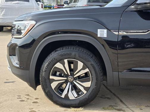 2026 Volkswagen Atlas Cross Sport 2.0T SE