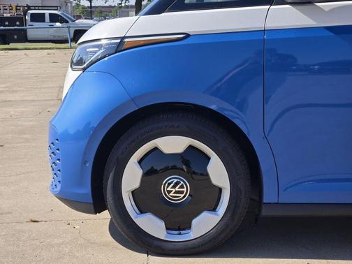 2025 Volkswagen ID. Buzz Pro S Plus