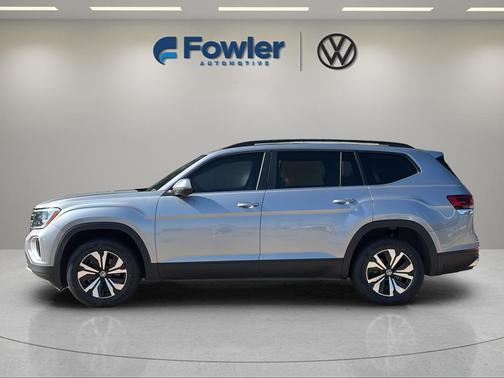 Silver Bird Metallic 2024 Volkswagen Atlas 2.0T SE