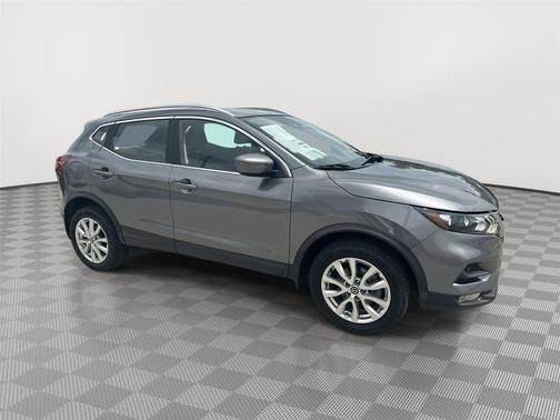 Gun Metallic 2022 Nissan Rogue Sport SV