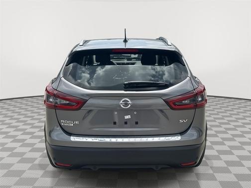 Gun Metallic 2022 Nissan Rogue Sport SV