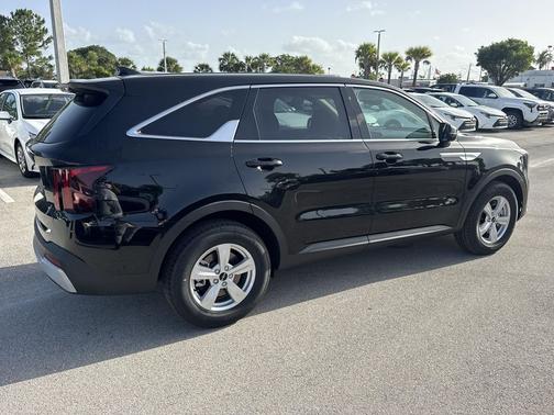 Ebony Black 2026 Kia Sorento LX