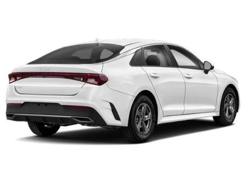 2022 Kia K5 LX