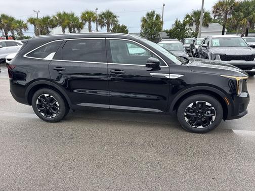 Ebony Black 2026 Kia Sorento S