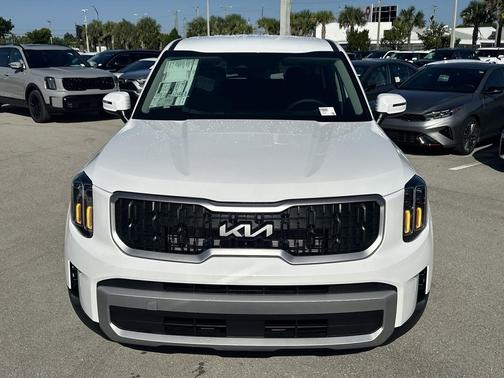 2025 Kia Telluride LX