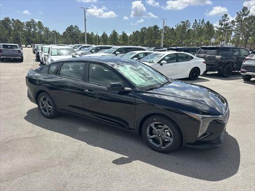 2025 Kia K4 LX