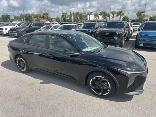 2025 Kia K4 EX