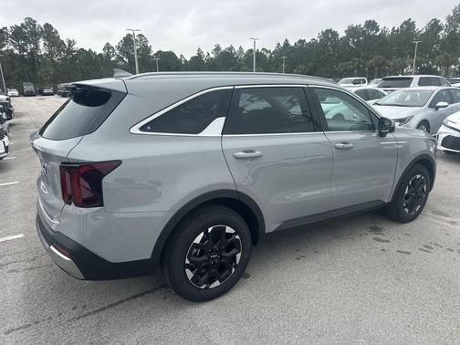 Wolf Gray 2026 Kia Sorento S