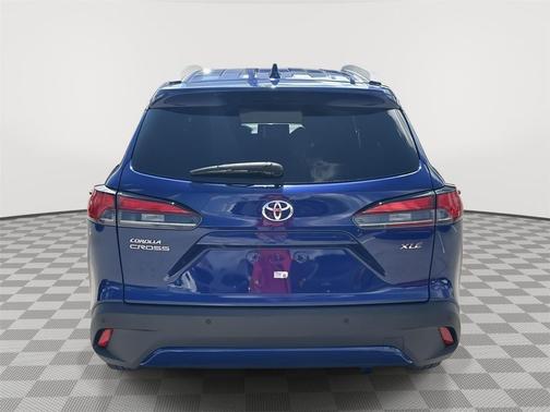 2023 Toyota Corolla Cross XLE