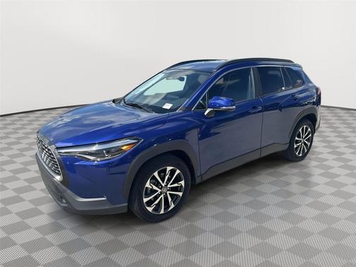 2023 Toyota Corolla Cross XLE