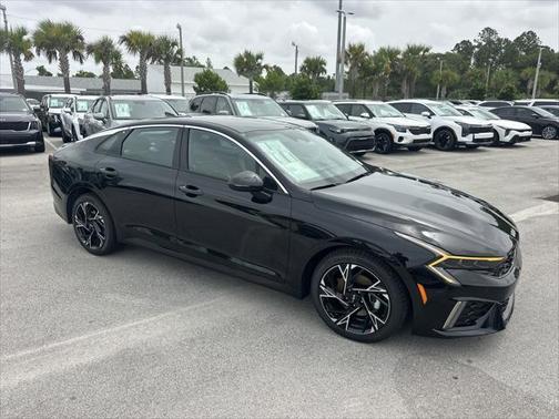 2025 Kia K5 GT-Line