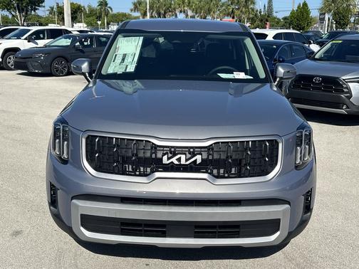 2025 Kia Telluride LX