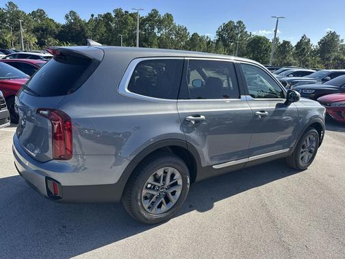 2025 Kia Telluride LX